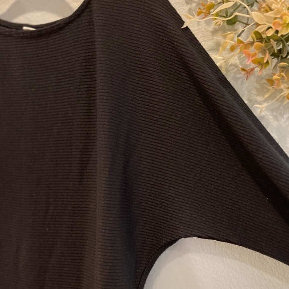 Target basic black top size Small - Picture 3 of 3